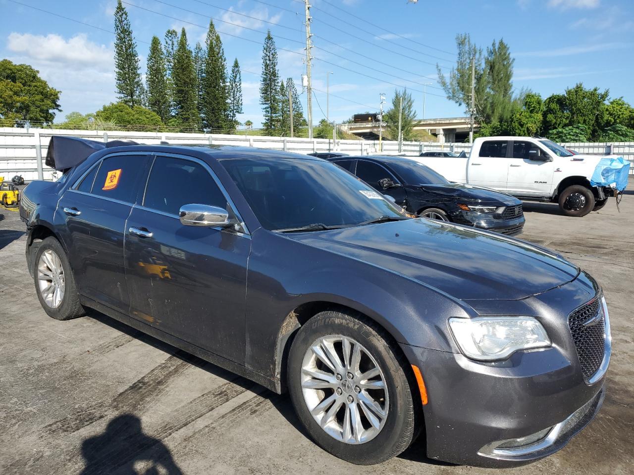 CHRYSLER 300C