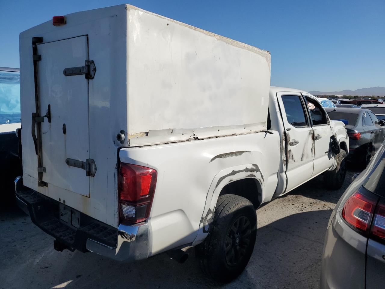 TOYOTA TACOMA DOUBLE CAB