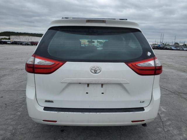 2015 TOYOTA SIENNA LE #3304663911