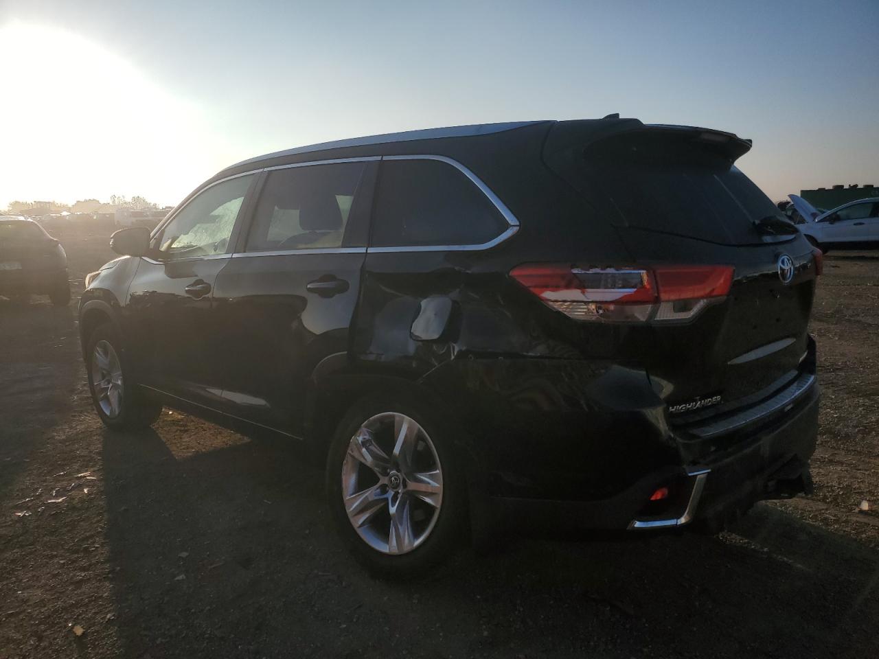 TOYOTA HIGHLANDER LIMITED