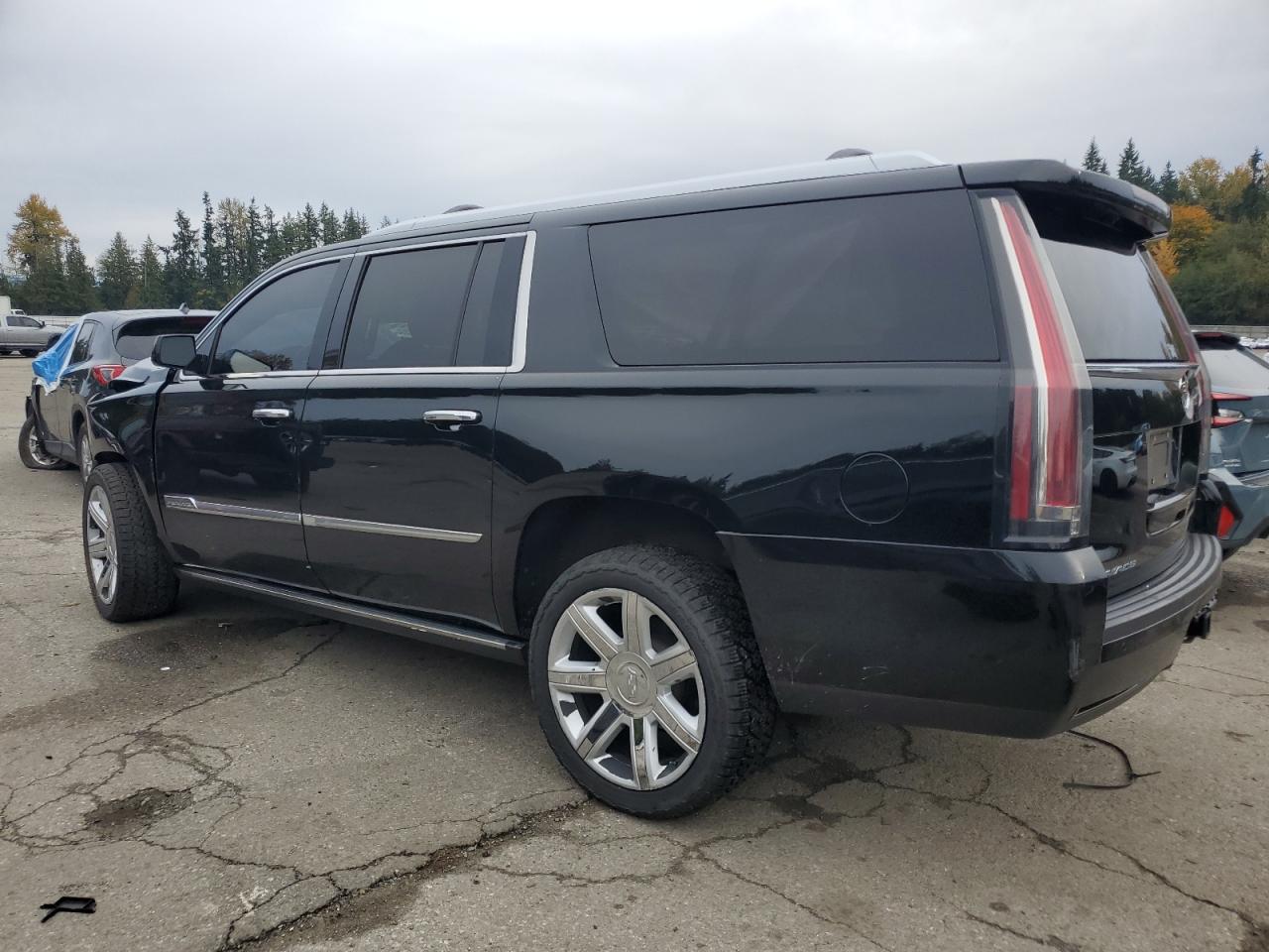 CADILLAC ESCALADE ESV PREMIUM