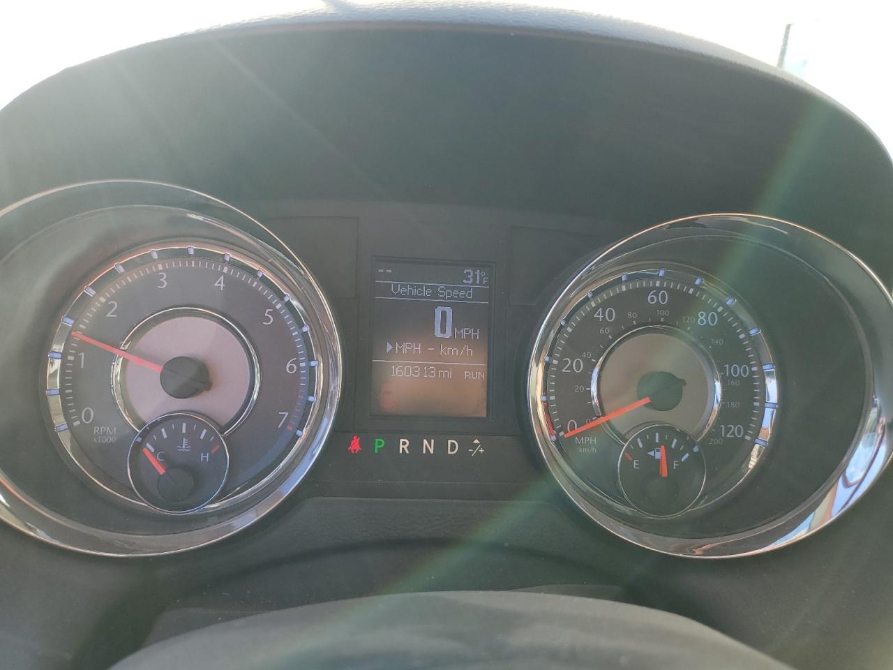 CHRYSLER TOWN & COUNTRY TOURING L