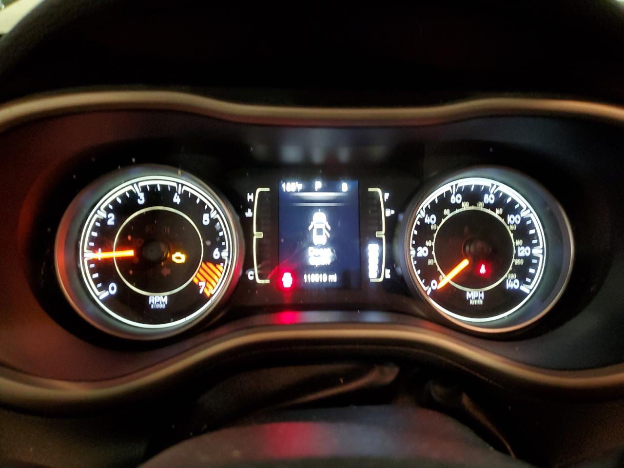 JEEP GRAND CHEROKEE SPORT