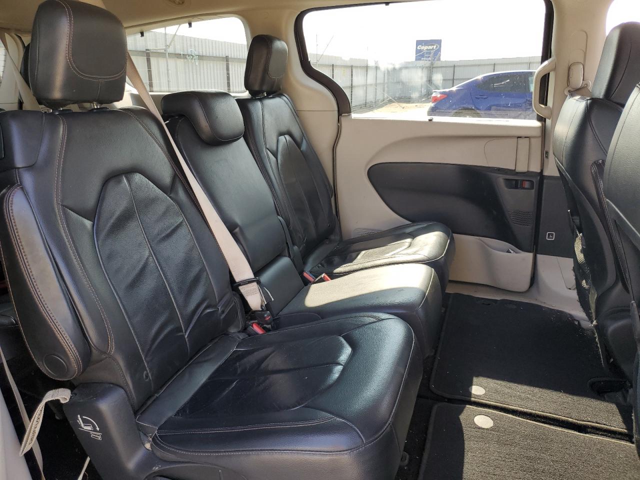 CHRYSLER PACIFICA TOURING L