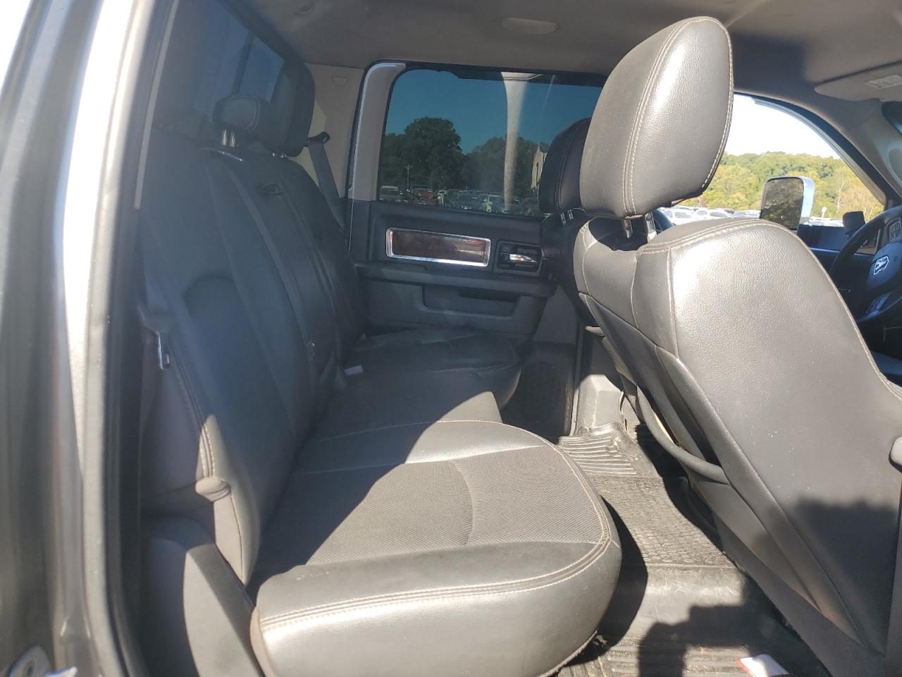 DODGE RAM 3500 LARAMIE