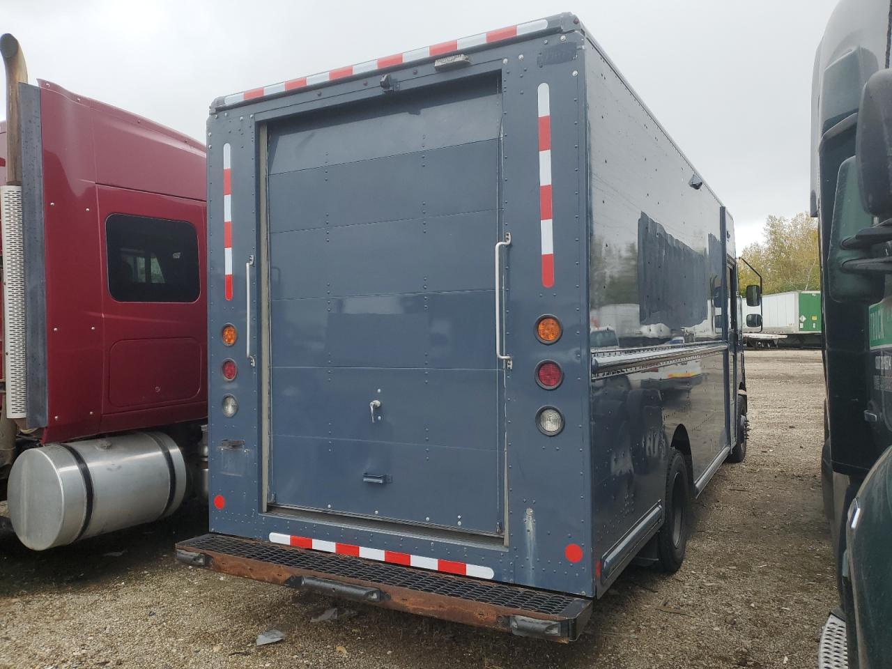 Lot #3302654004 2020 FORD F59