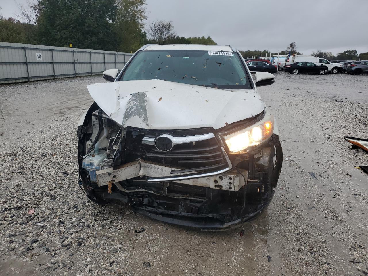 TOYOTA HIGHLANDER XLE