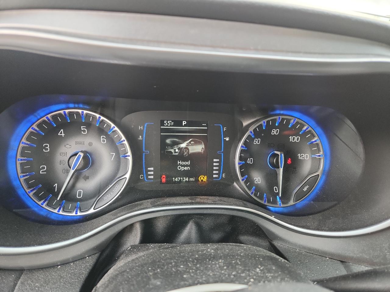 CHRYSLER PACIFICA TOURING PLUS