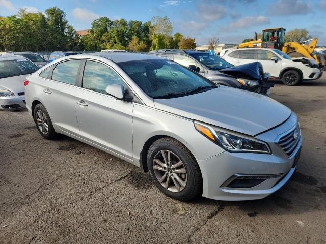 2015 HYUNDAI SONATA SE 5NPE24AF3FH170259