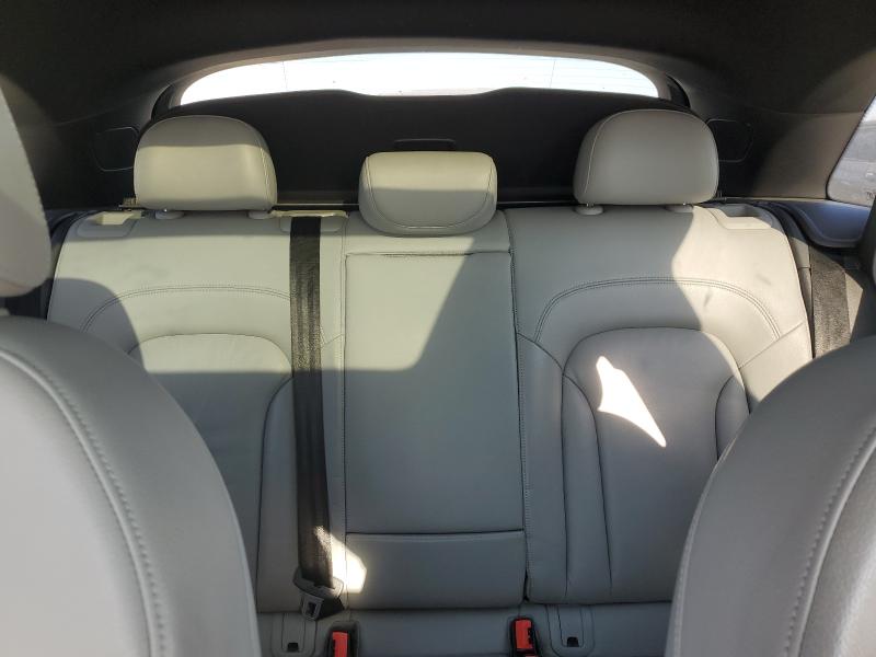 2018 AUDI Q3 PREMIUM - WA1HCCFS5JR010664