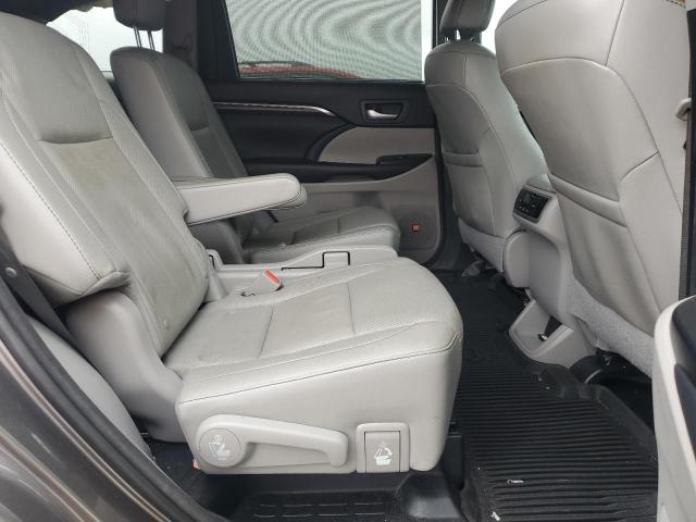 2016 TOYOTA HIGHLANDER - 5TDYKRFH4GS179679