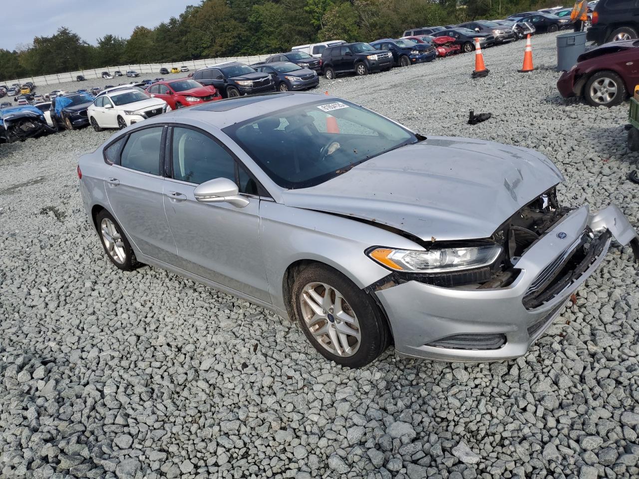 FORD FUSION SE