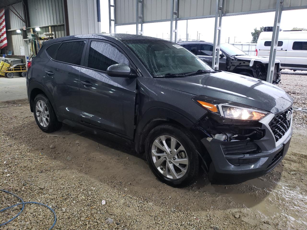 HYUNDAI TUCSON SE