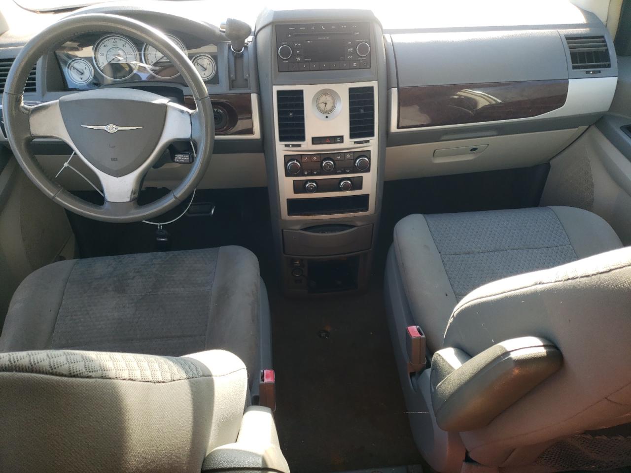 CHRYSLER TOWN & COUNTRY TOURING