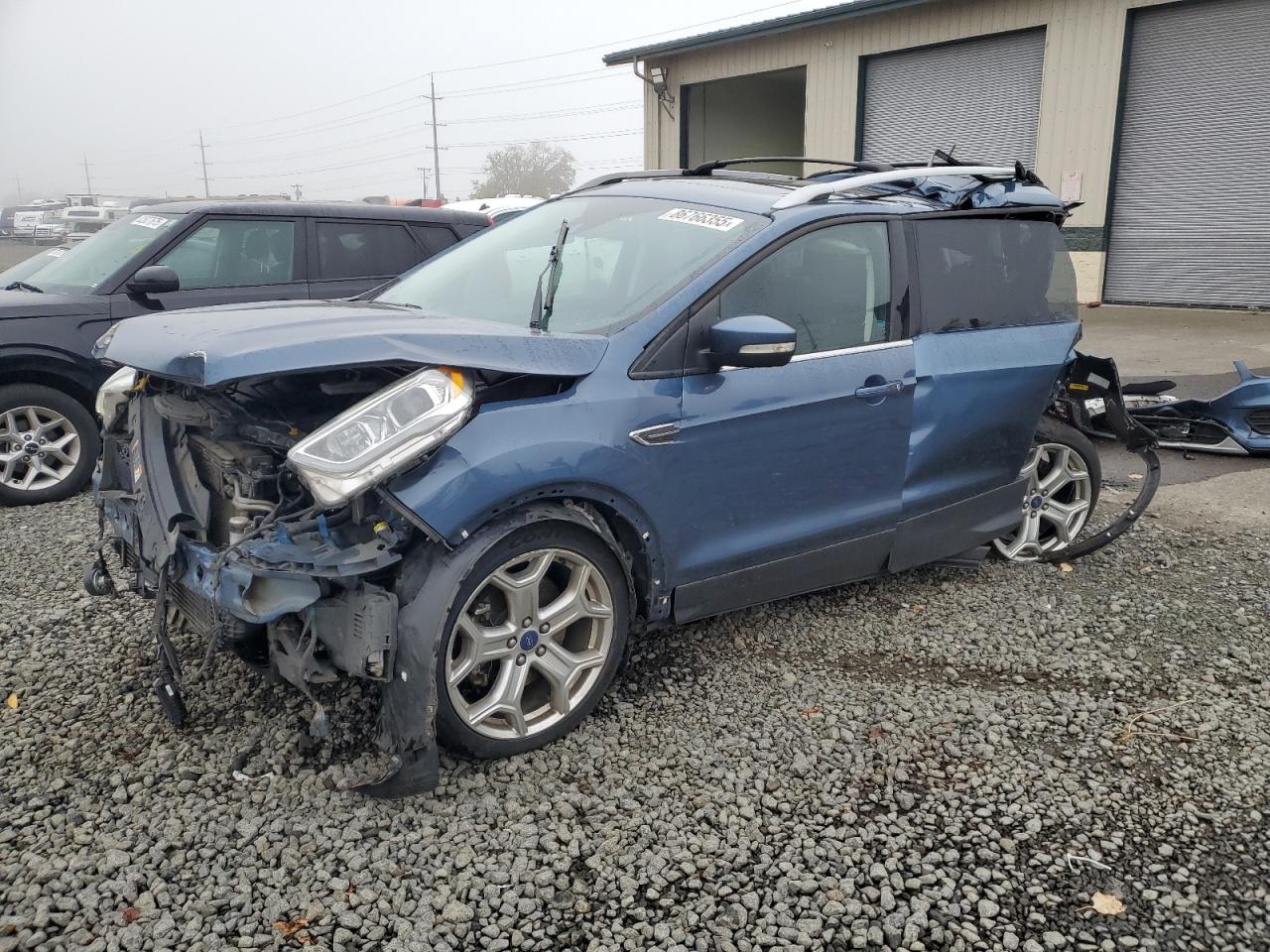 FORD ESCAPE TITANIUM