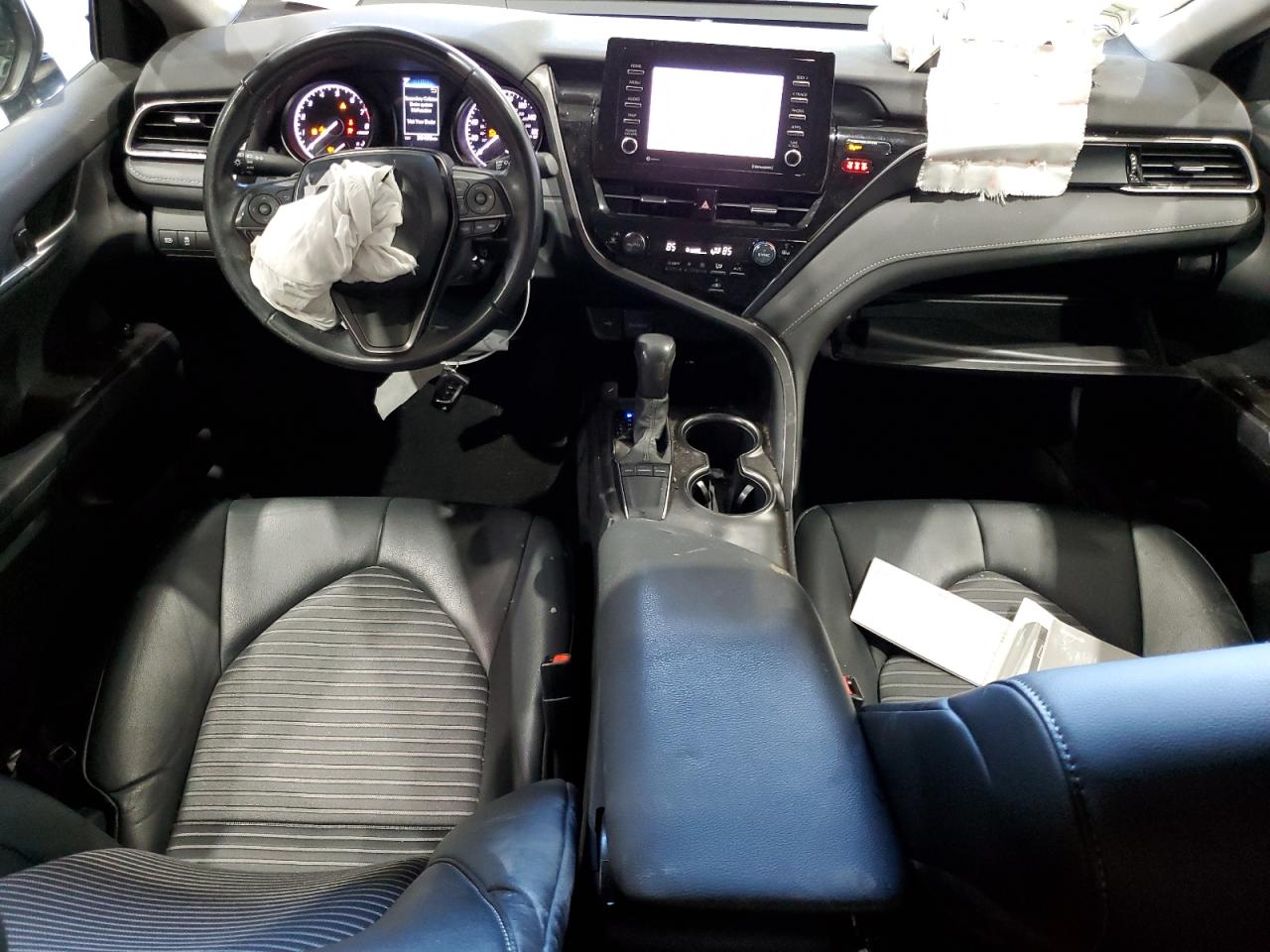 TOYOTA CAMRY SE NIGHT SHADE