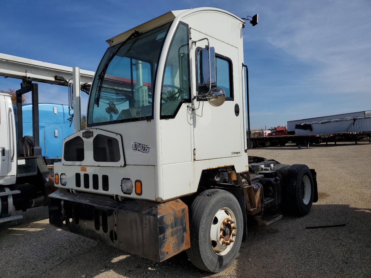 Lot #3291632243 2015 AUTOCAR LLC XSPOTTER