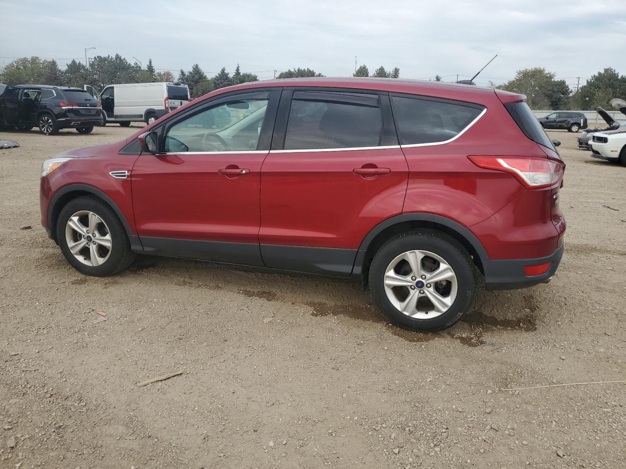FORD ESCAPE SE