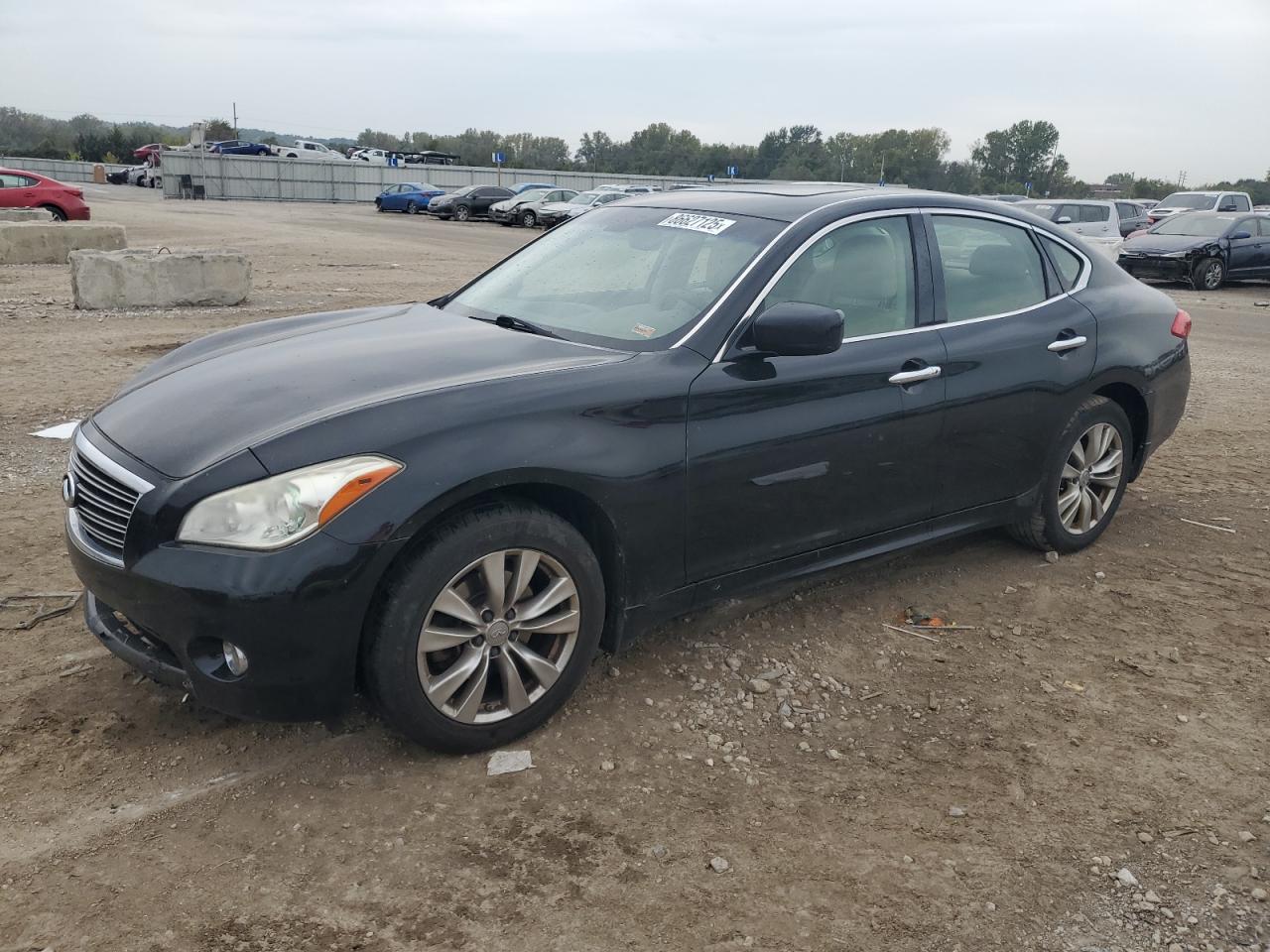 INFINITI M37 X