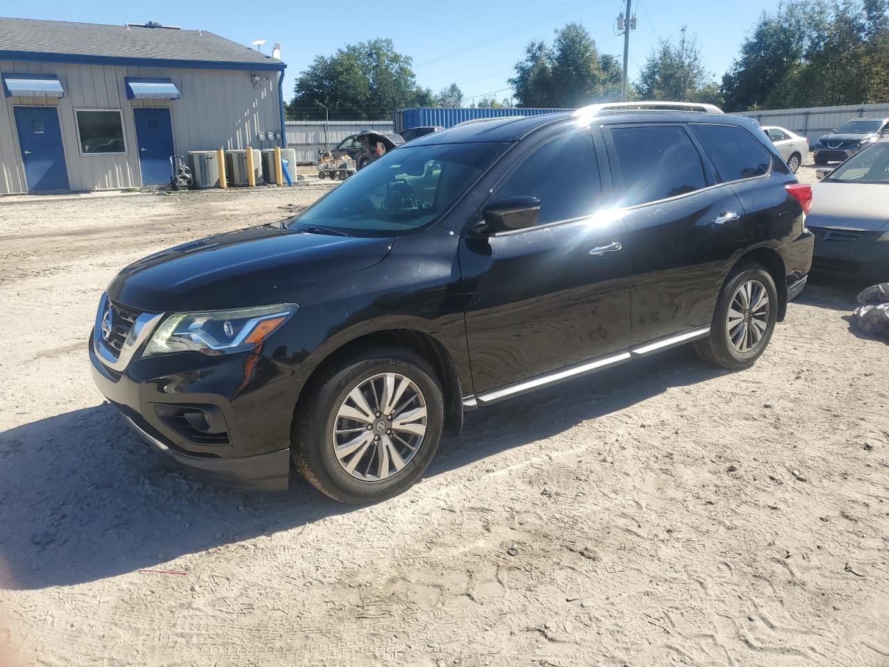 NISSAN PATHFINDER S