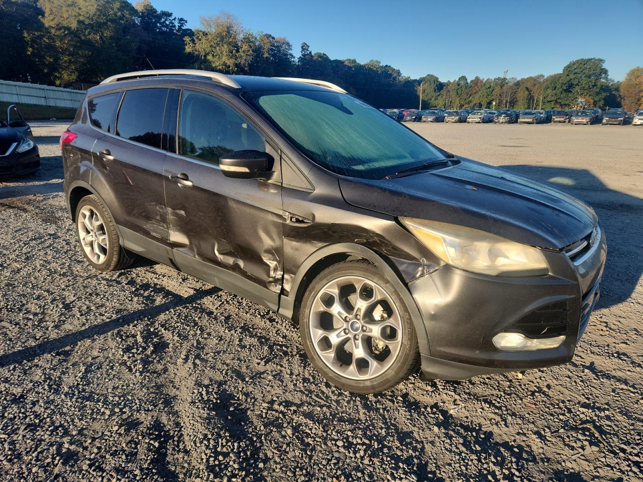 FORD ESCAPE TITANIUM