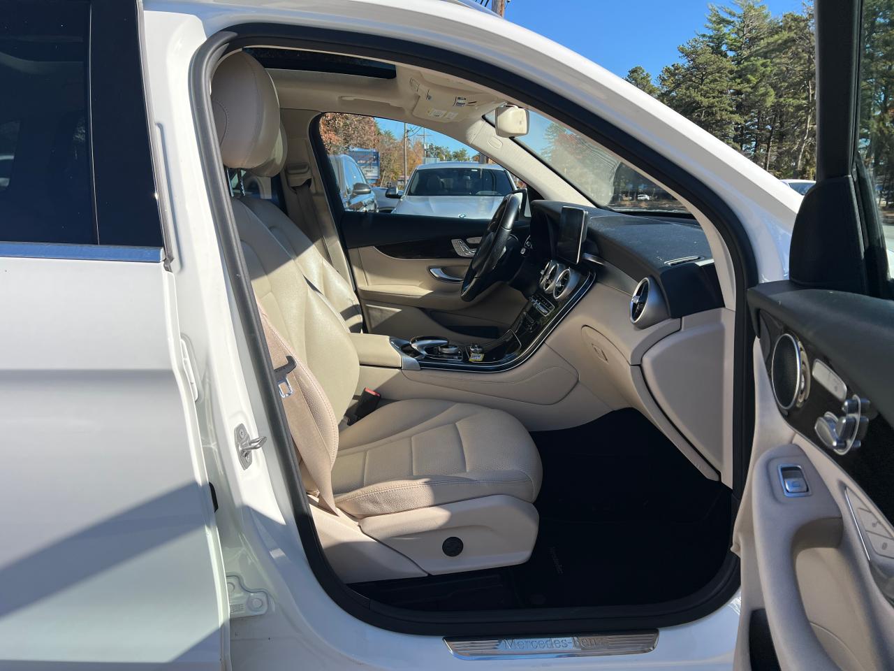 MERCEDES-BENZ GLC-CLASS 300