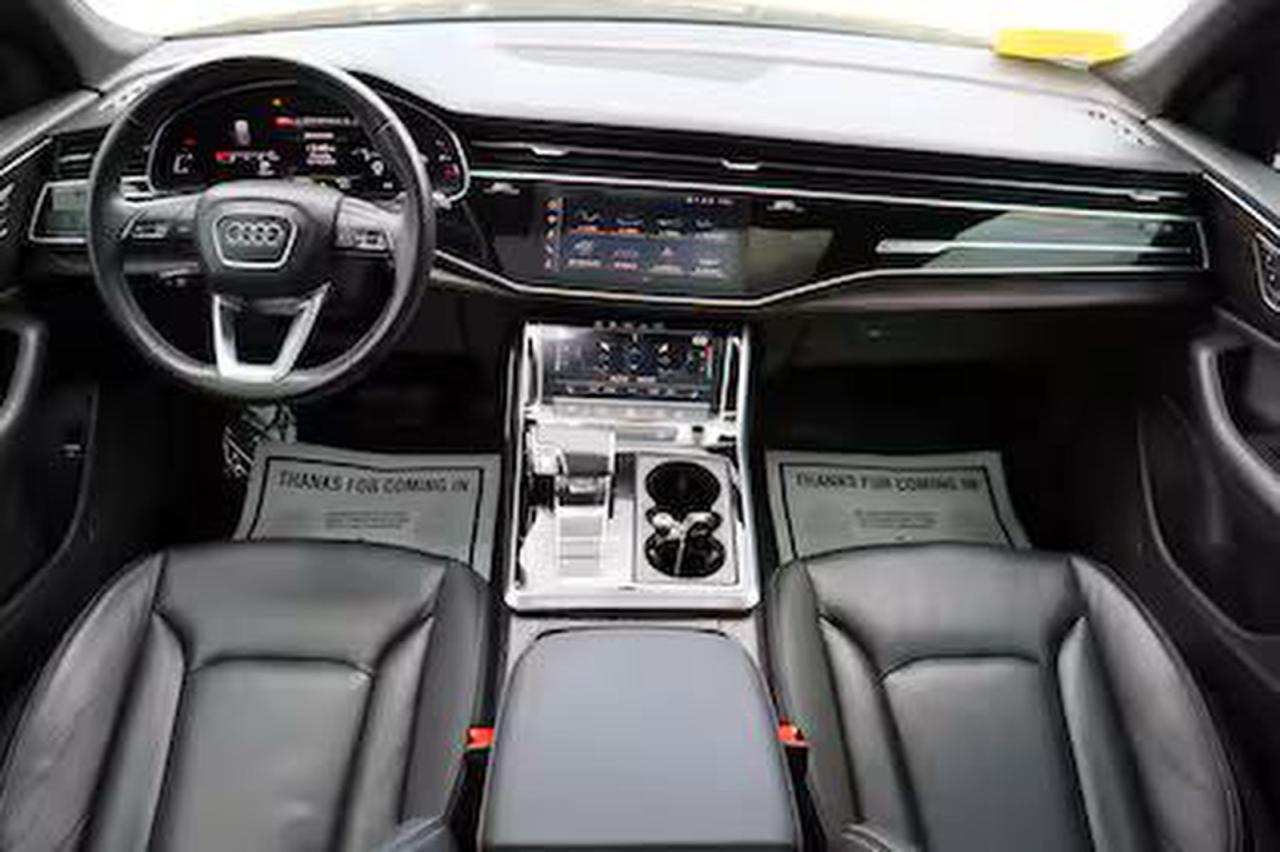 AUDI Q8 PREMIUM