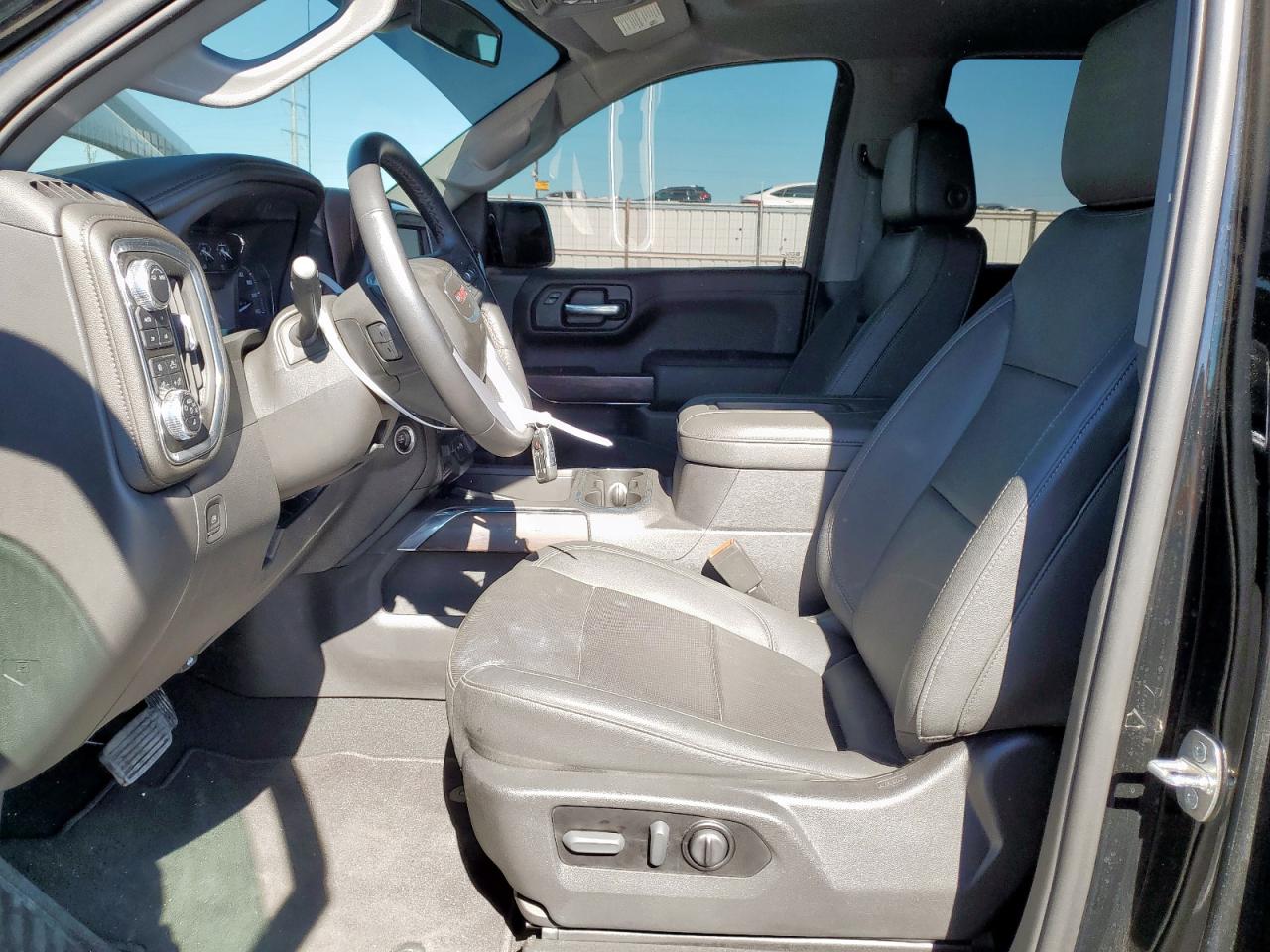 GMC SIERRA K1500 SLT