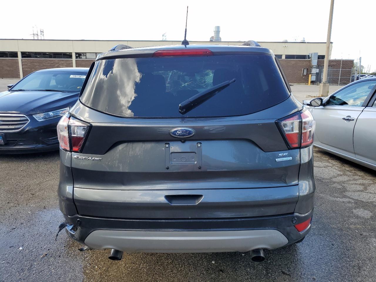 FORD ESCAPE SE