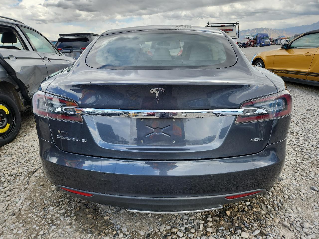 TESLA MODEL S