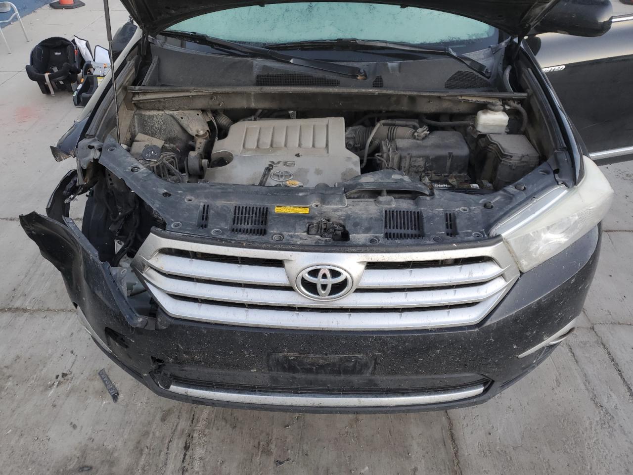 TOYOTA HIGHLANDER LIMITED