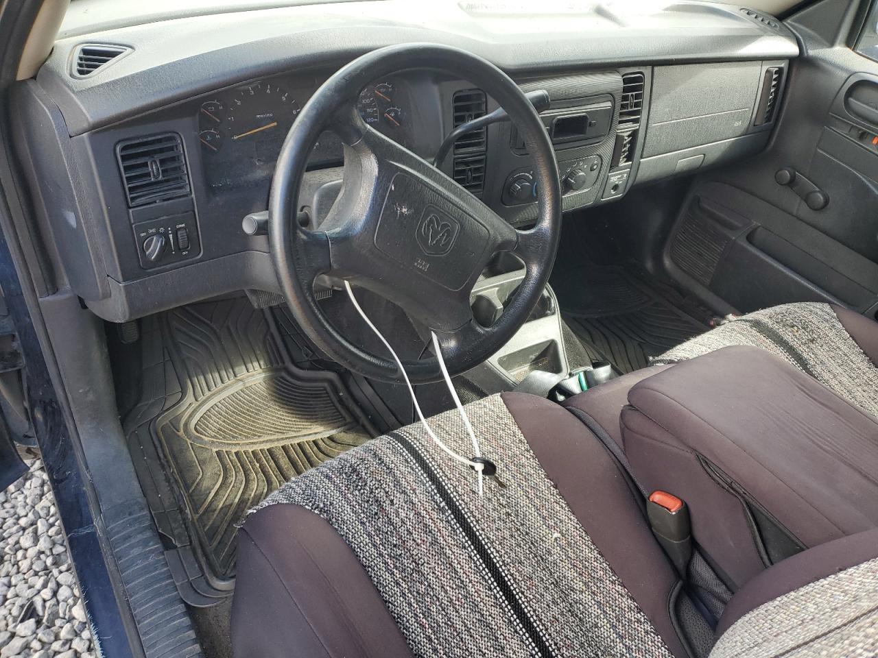 Lot #3286878213 2001 DODGE DAKOTA