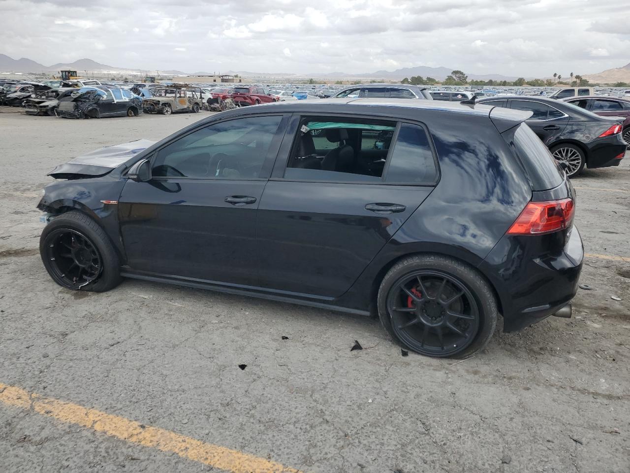 VOLKSWAGEN GOLF GTI