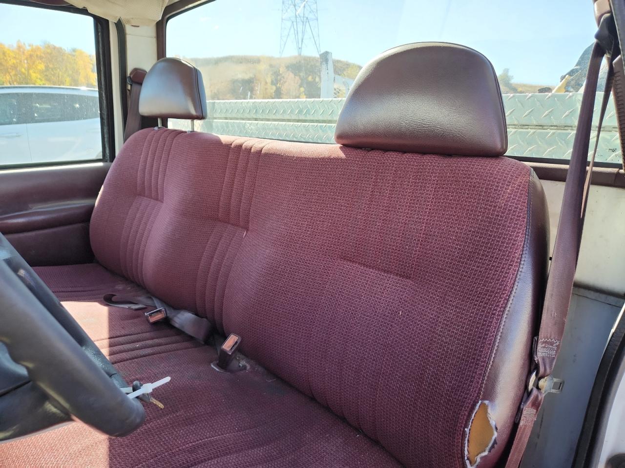 Lot #3302747003 1995 CHEVROLET GMT-400 K1