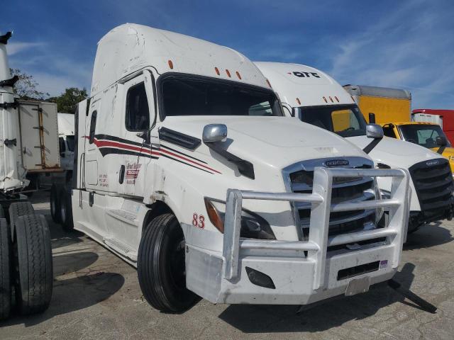 FREIGHTLINER CASCADIA 1