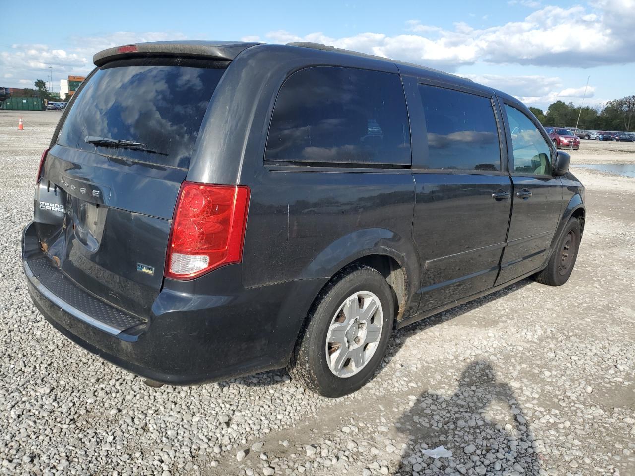 Lot #3317706080 2011 DODGE GRAND CARA