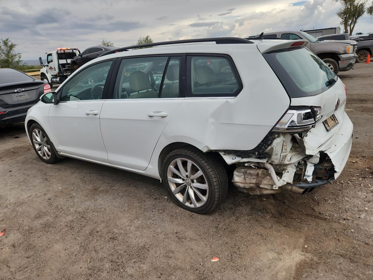 VOLKSWAGEN GOLF SPORTSVAN S