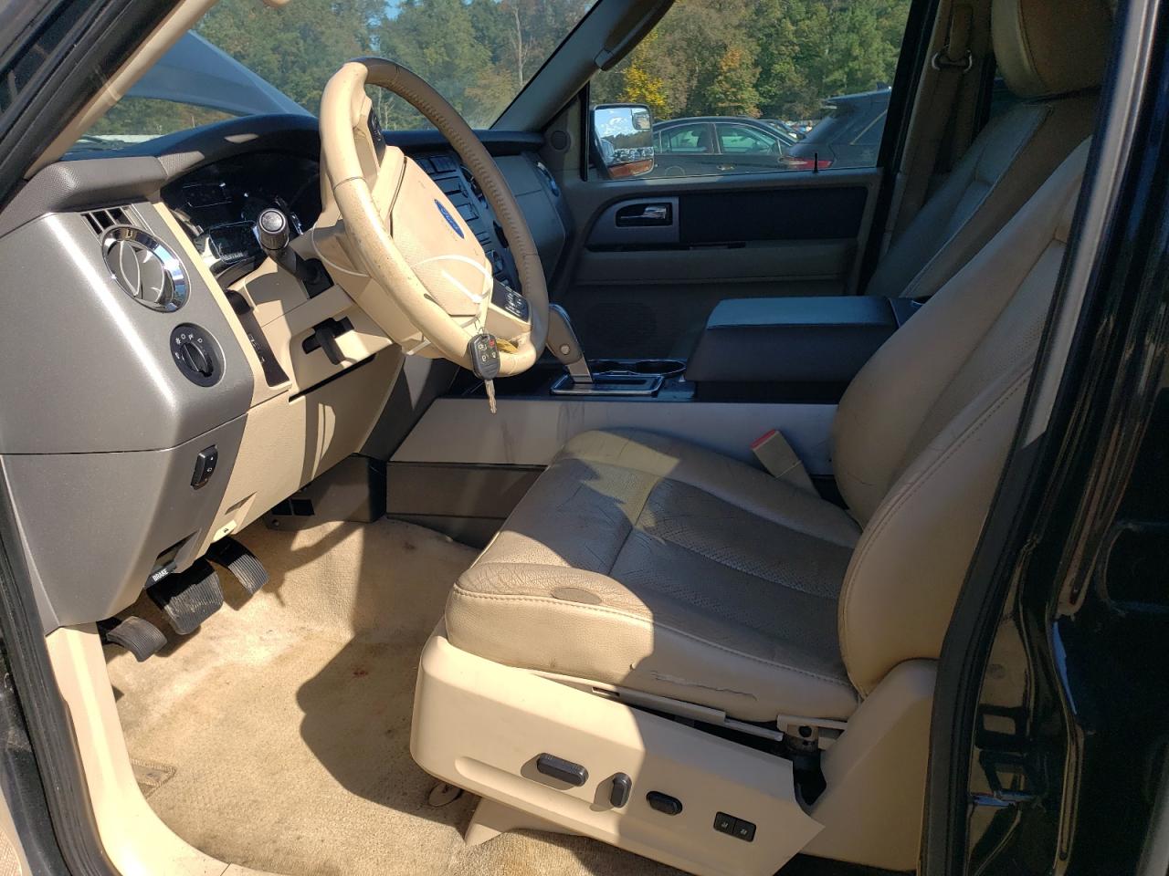 FORD EXPEDITION EL XLT