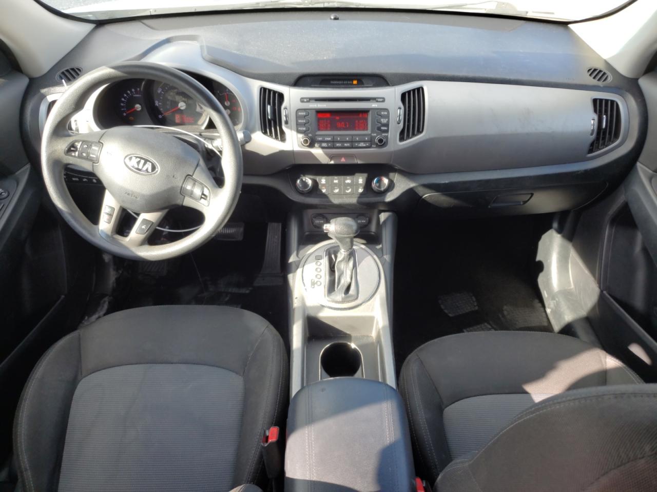 KIA SPORTAGE LX