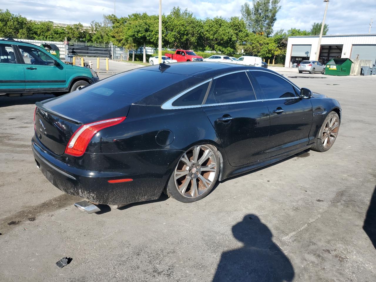 JAGUAR XJ