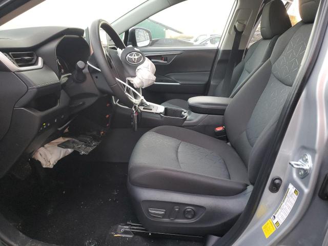 2025 TOYOTA RAV4 XLE #3303648934