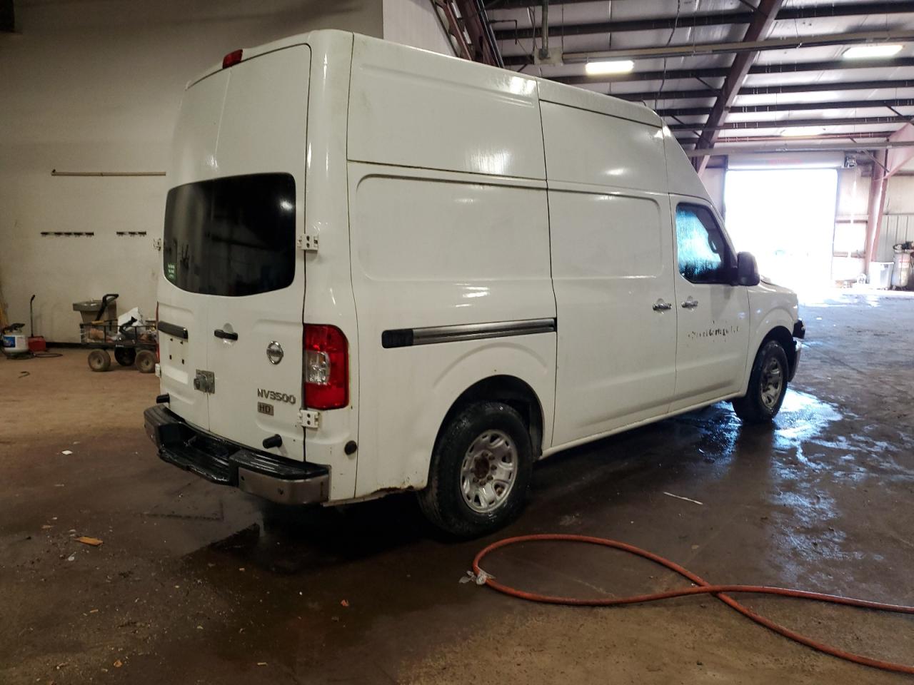 NISSAN NV2500 2500
