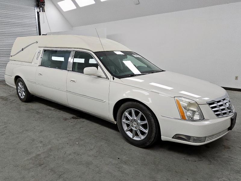 2011 CADILLAC PROFESSIONAL CHASSIS - 1GE7K9C65BU600027