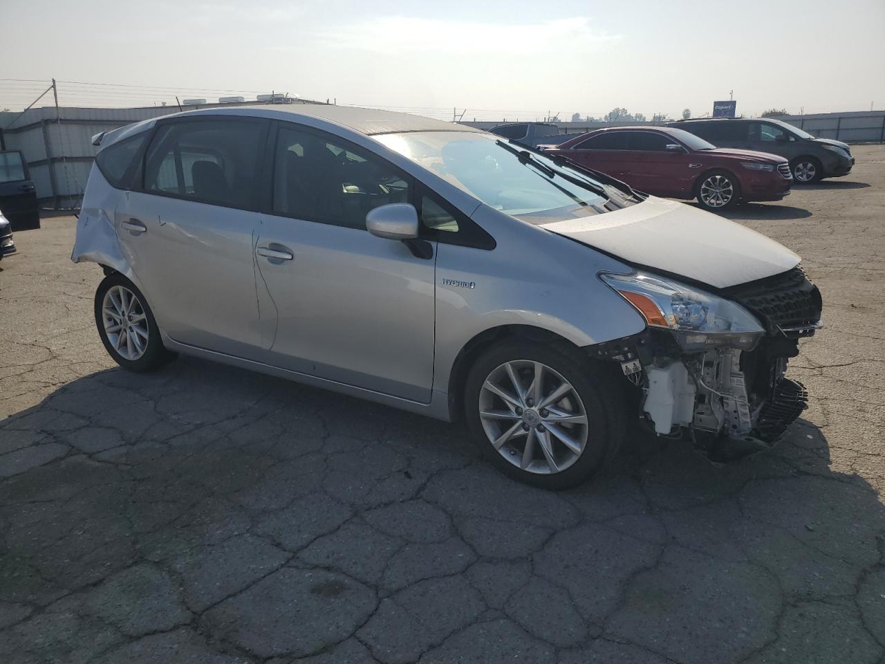 TOYOTA PRIUS V