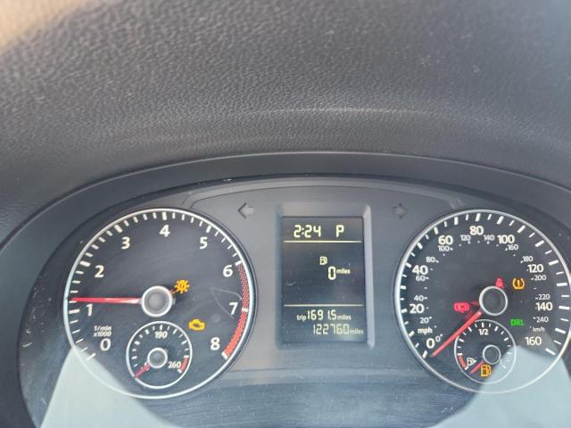 2015 VOLKSWAGEN PASSAT S - 1VWAT7A38FC050808