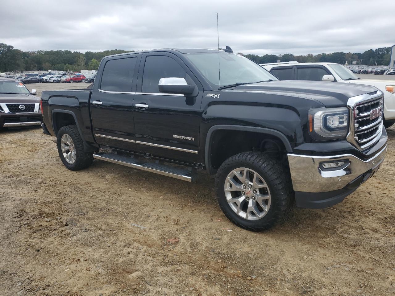 GMC SIERRA K1500 SLT