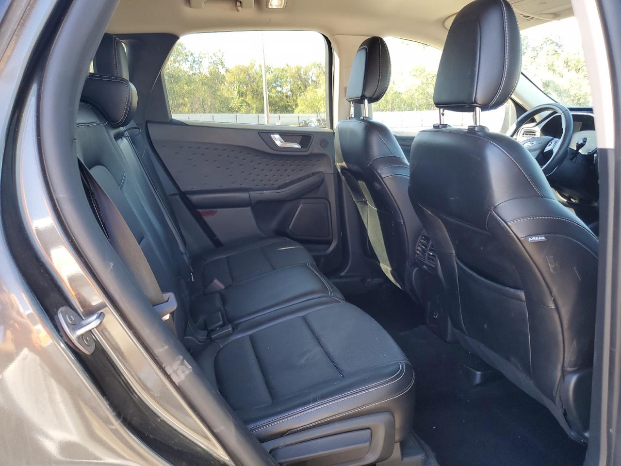 FORD ESCAPE TITANIUM