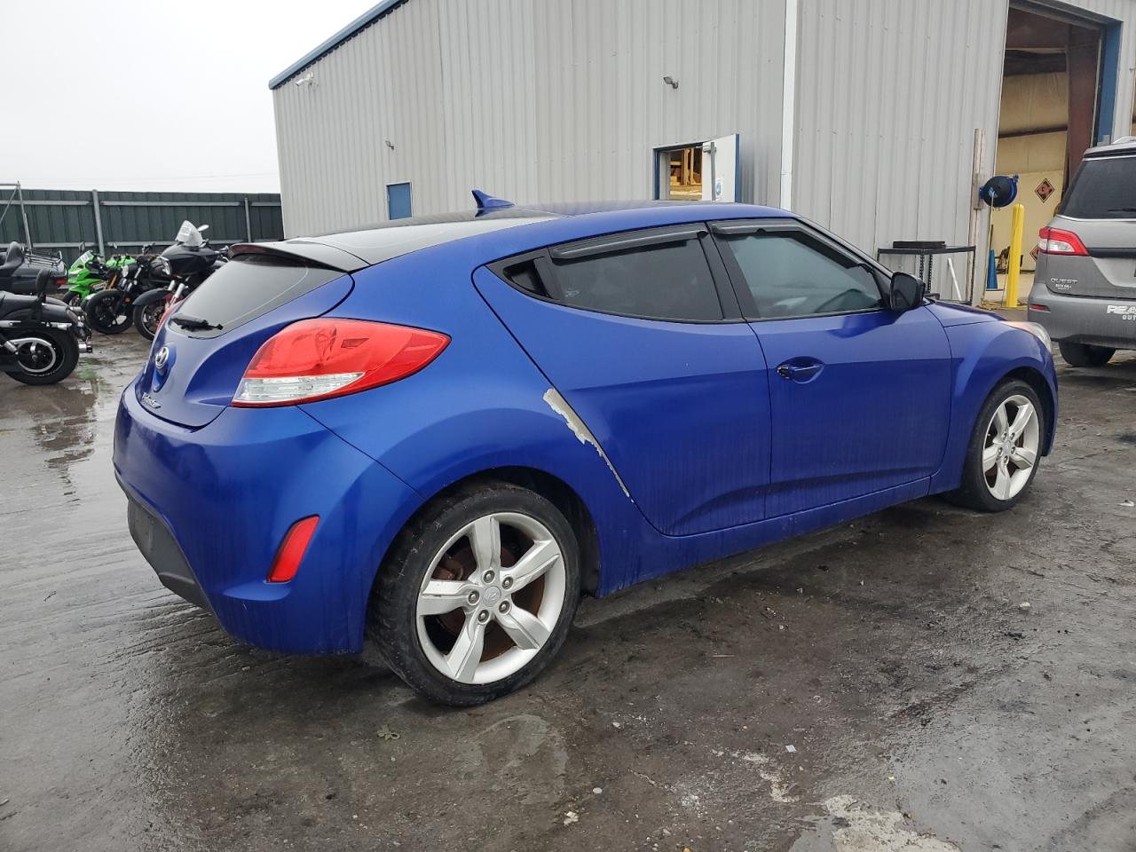 HYUNDAI VELOSTER