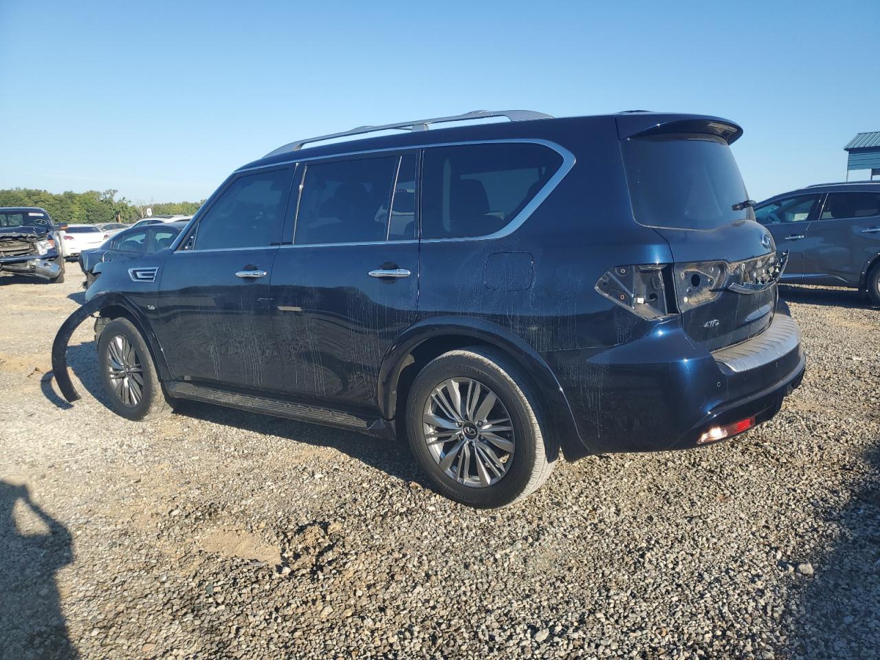 INFINITI QX80 LUXE