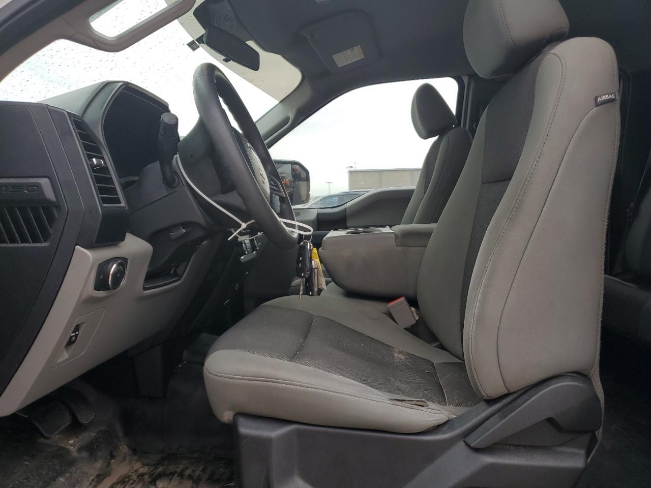 FORD F-150 SUPER CAB